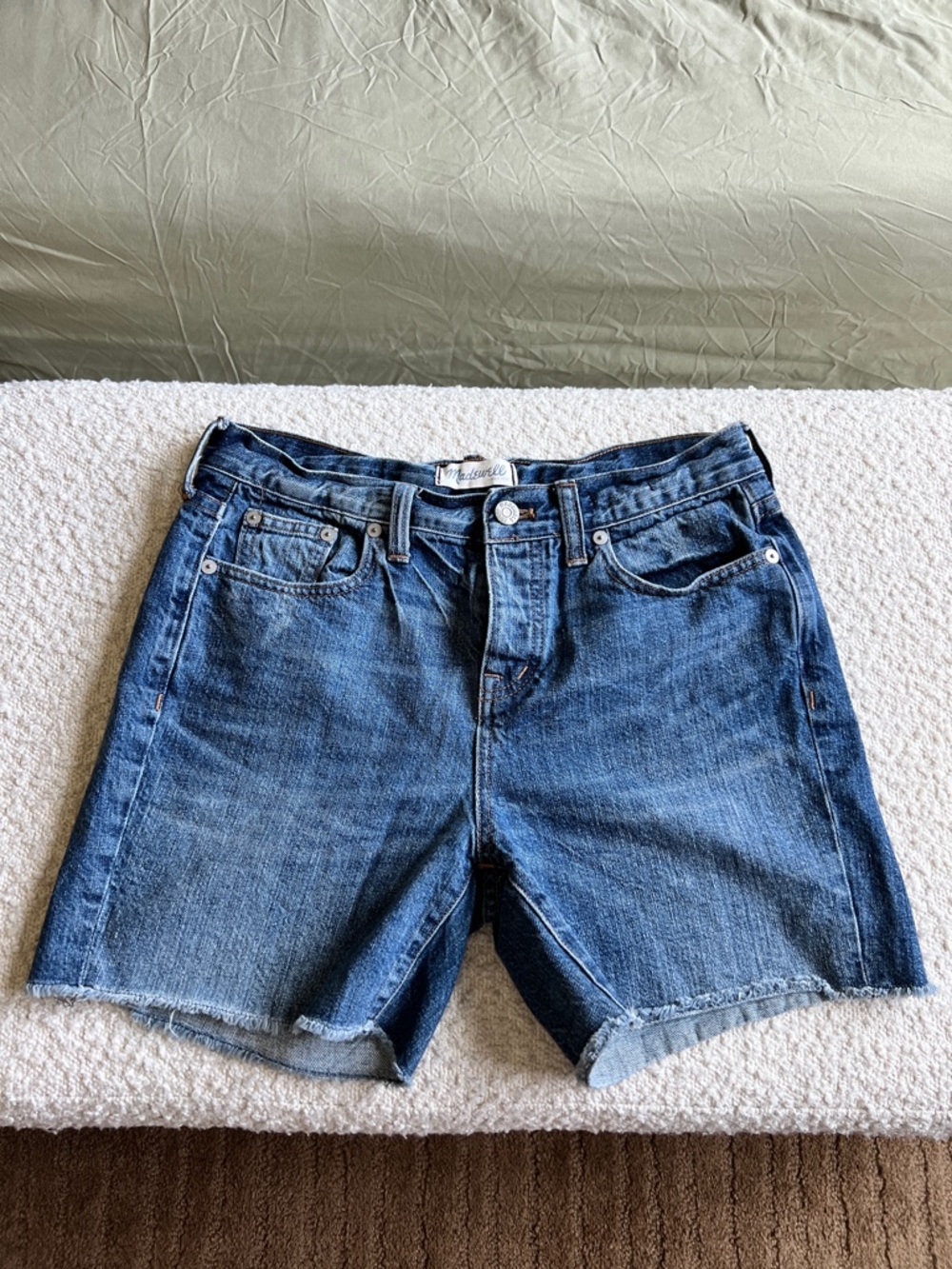 Madewell Classic Blue Denim Women’s Shorts - size 25